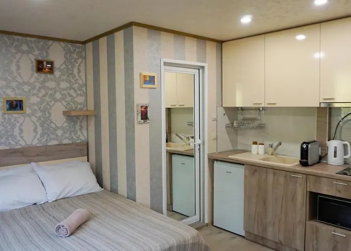 Attic - атик студио Apartamento