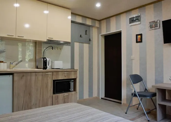 Attic - атик студио Apartamento